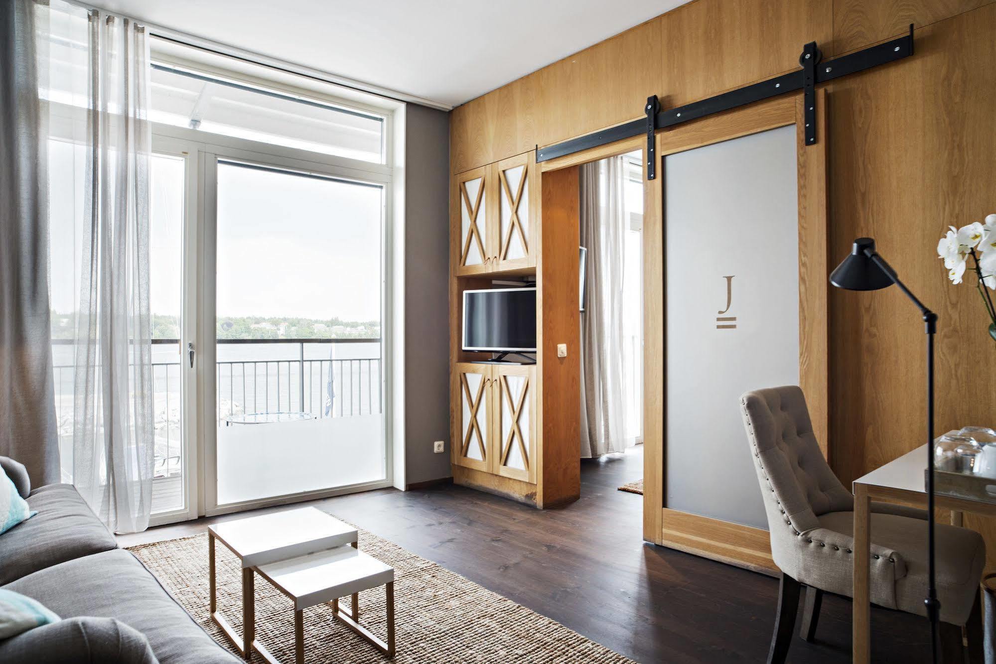 No. 16 Hotell